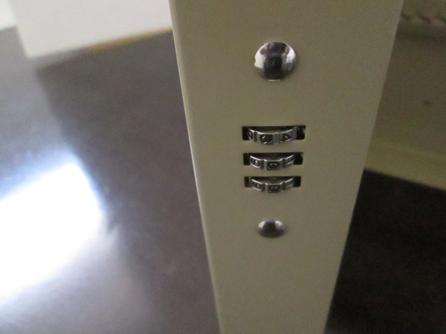 MMF 201-2040-03 Key Cabinet with Combination Lock