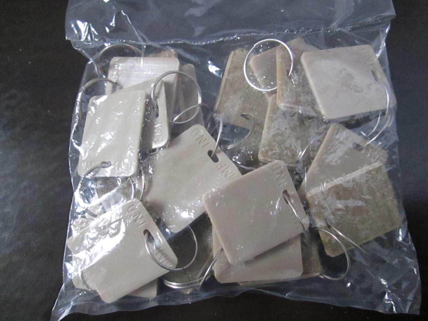 MMF 201-5024-17 24 Zip Key Case