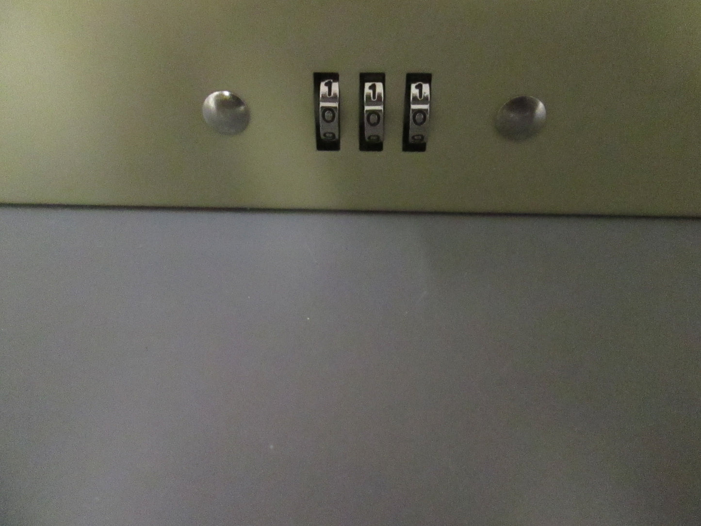 MMF 201-6190-03 Cash Box with Combination Lock