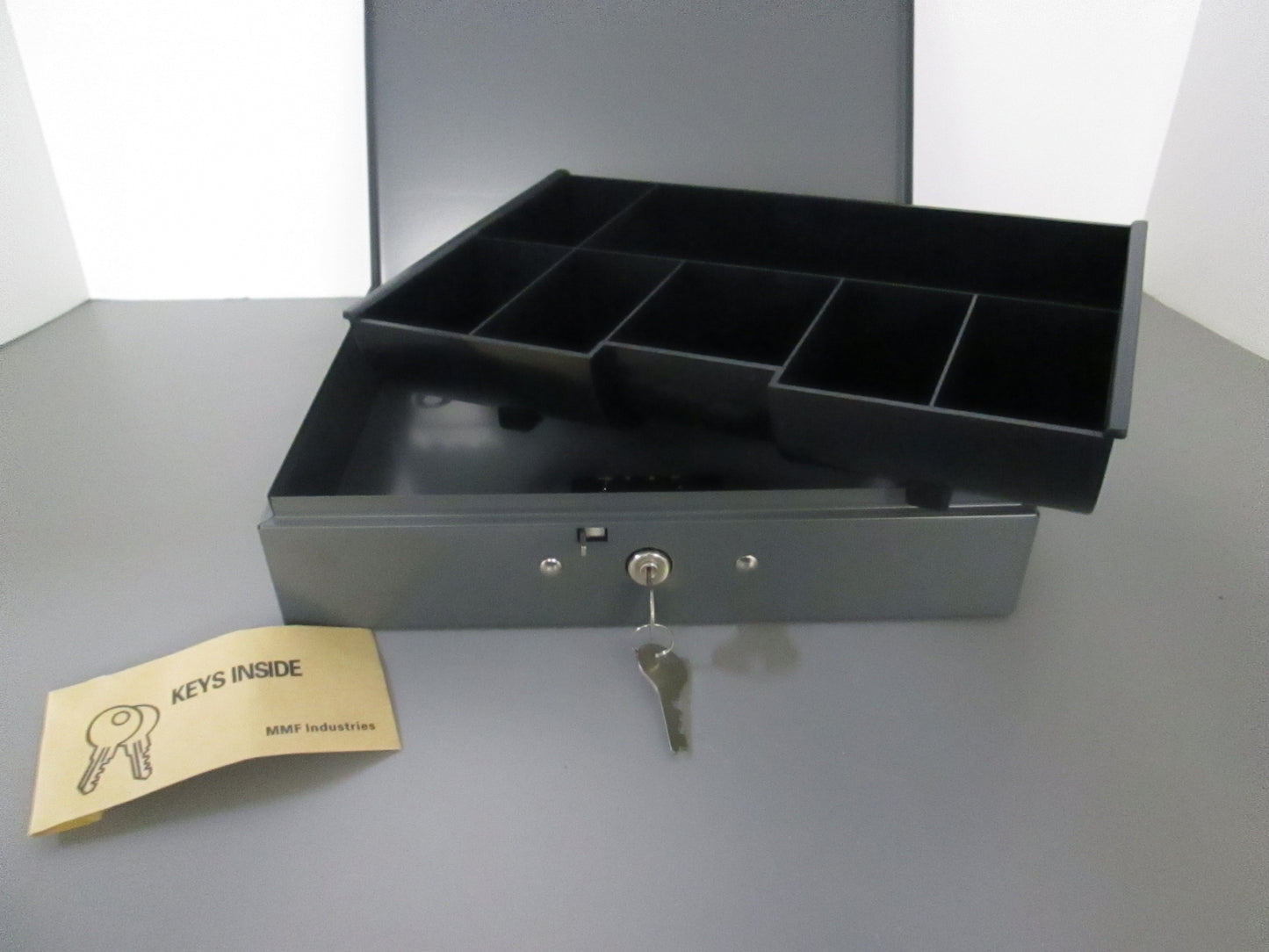 MMF 221-F10-GRA Low Profile Cash Box