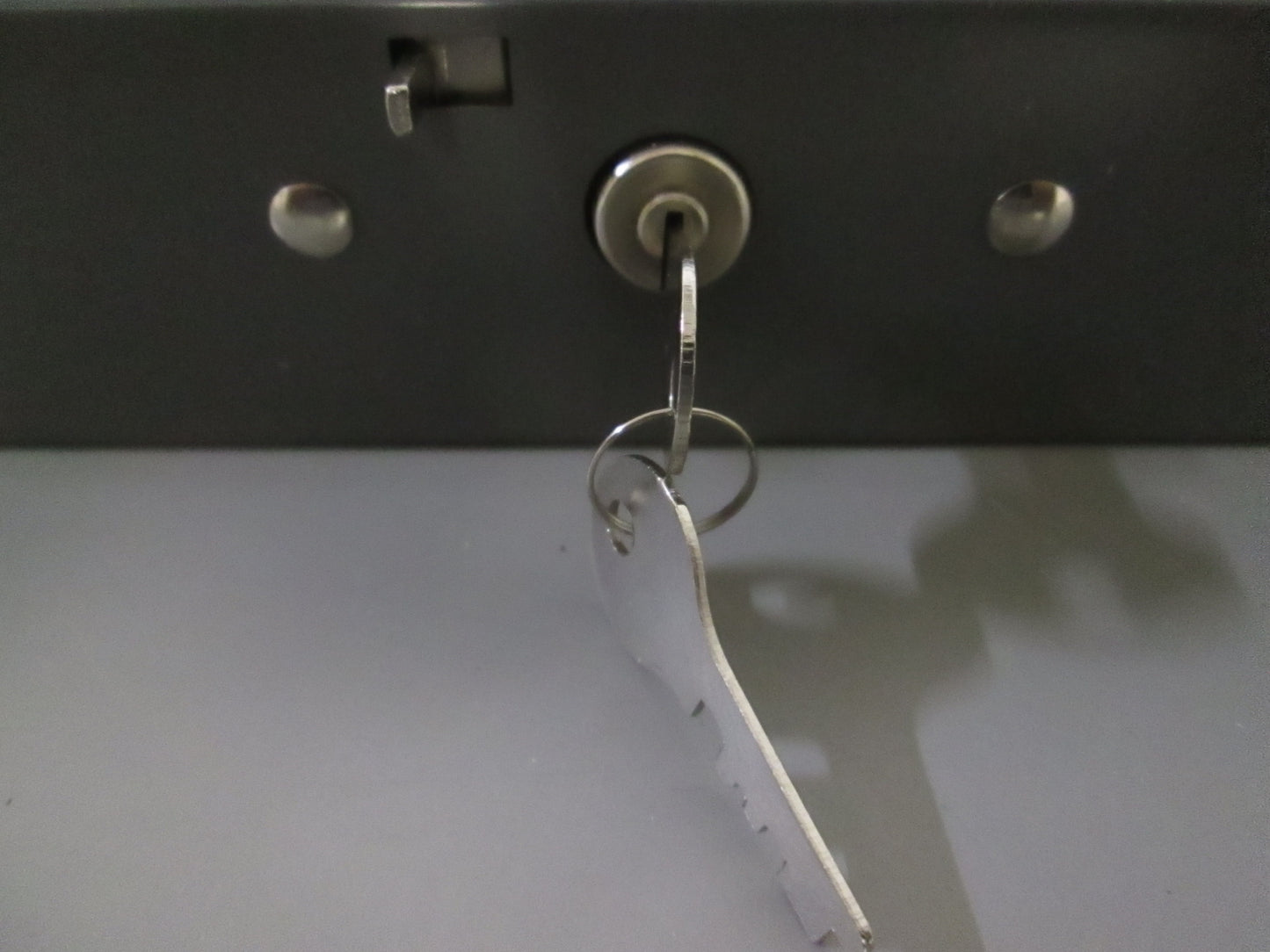 MMF 221-12CBT-GY Bond Box with Cash Tray