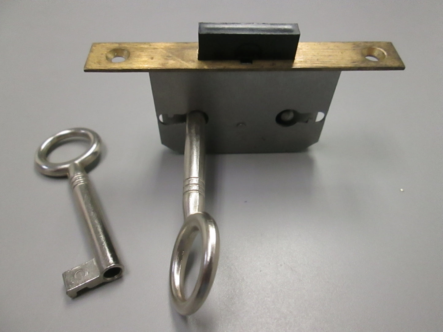 Full Mortise 1 3/8 Cabinet or Drawer Lock
