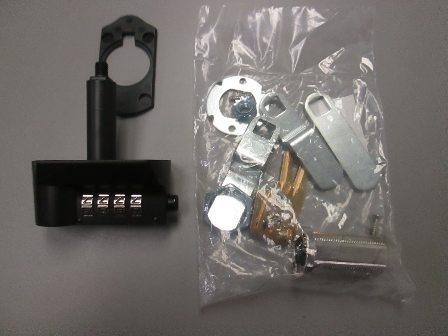 CompX D8031-DA108-19, DualAxess Keyless Combo Cam Lock, 90° Cam Turn, Cyl 1-3/8 L, Keyed Alike #108, Black 2 PACK