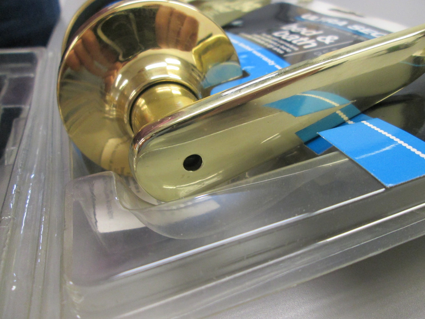 Ultra 44467 Light Duty Privacy Set with Wynnewood Style Levers Polished Brass