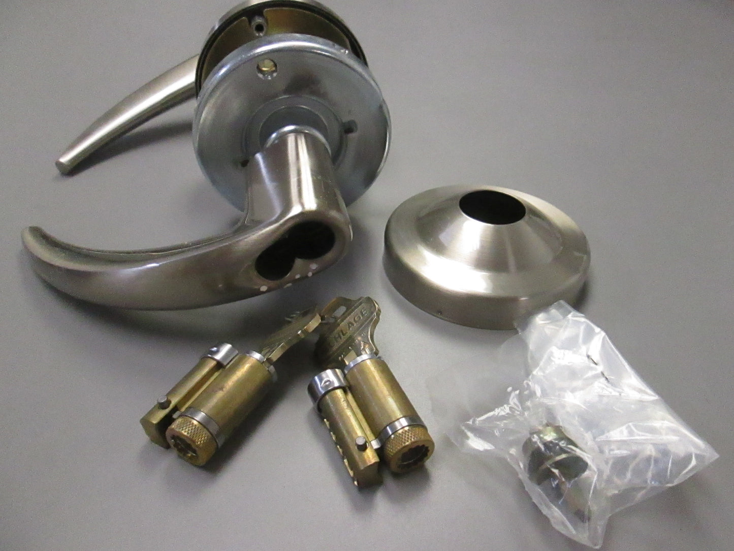 Schlage ND82RD EV Double Storeroom with Omega Style Levers Everest Keys ORIGINAL