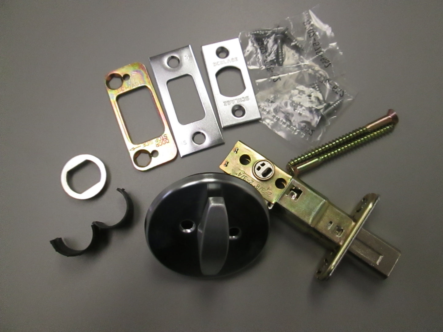 Schlage B280 Turn Bolt Satin Chrome