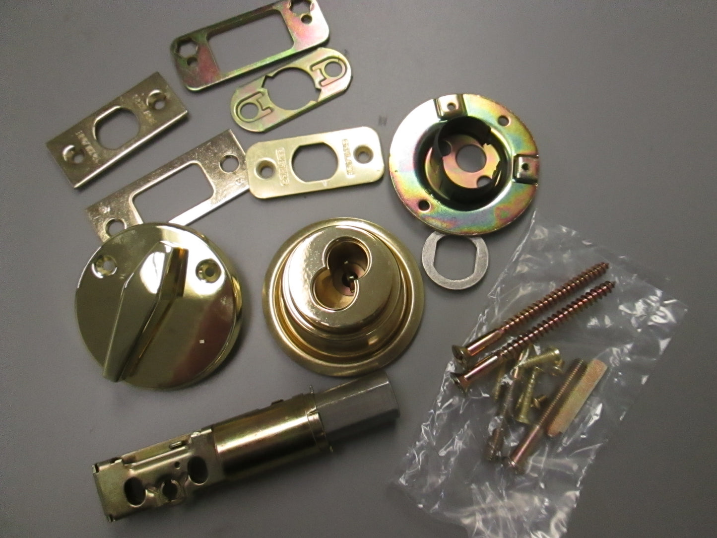 Schlage BC 160BD Single Cylinder Deadbolts Polished Brass for Best Removable Core