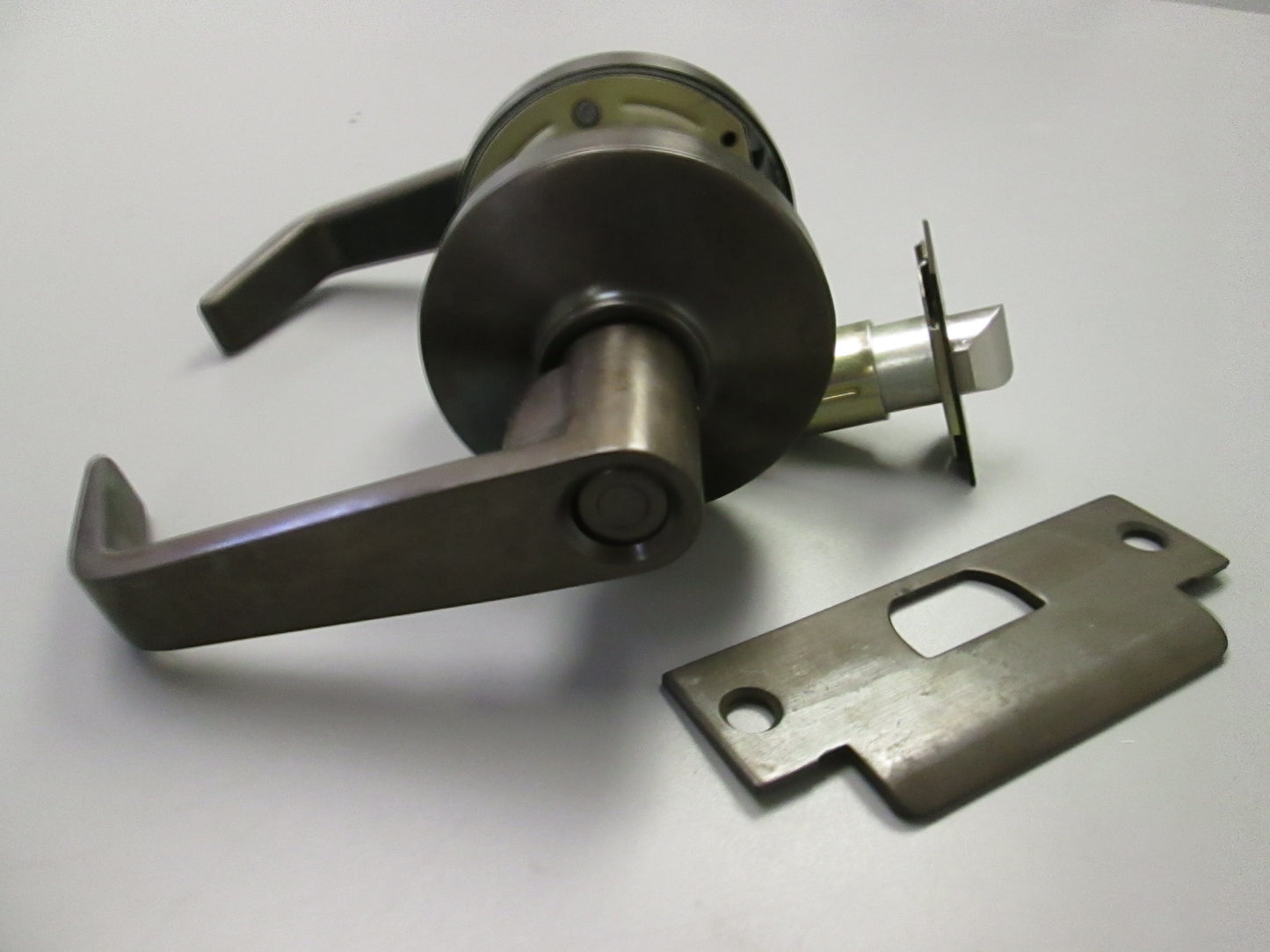 Arrow M72 Privacy Set with Sierra Style Levers OVERDRIVE Dark Bronze