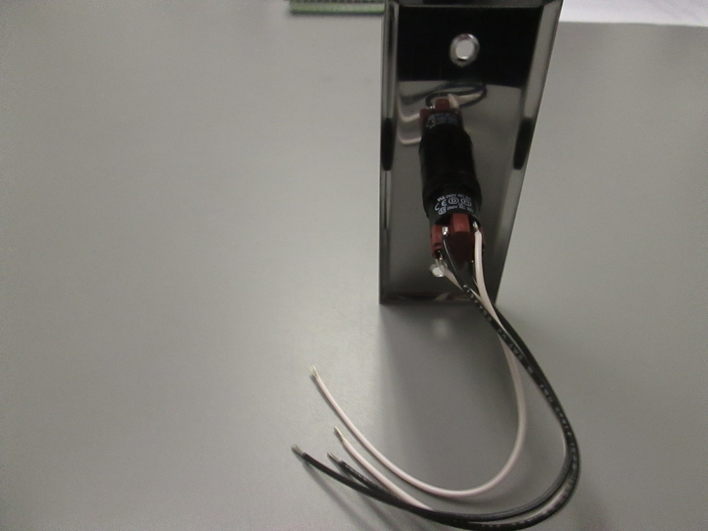 Locknetics 702 RD EX ILL Entry Level Push Button to Egress Electronically Locked Doors Narrow Plate