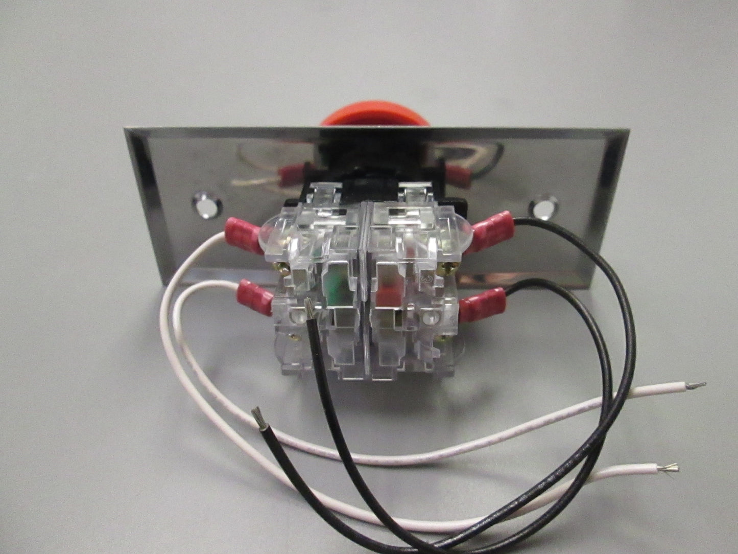 Locknetics 704 RD Entry Level Push Button to Egress Electronically Locked Doors Narrow Plate