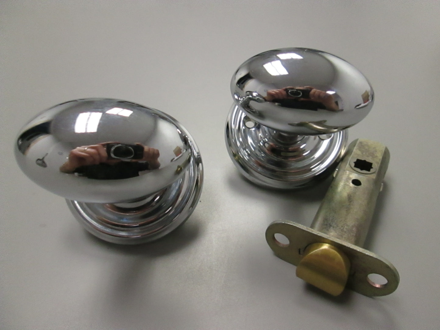 Emtek 8100 Passage Set with Egg Shaped Knobs Polished Chrome