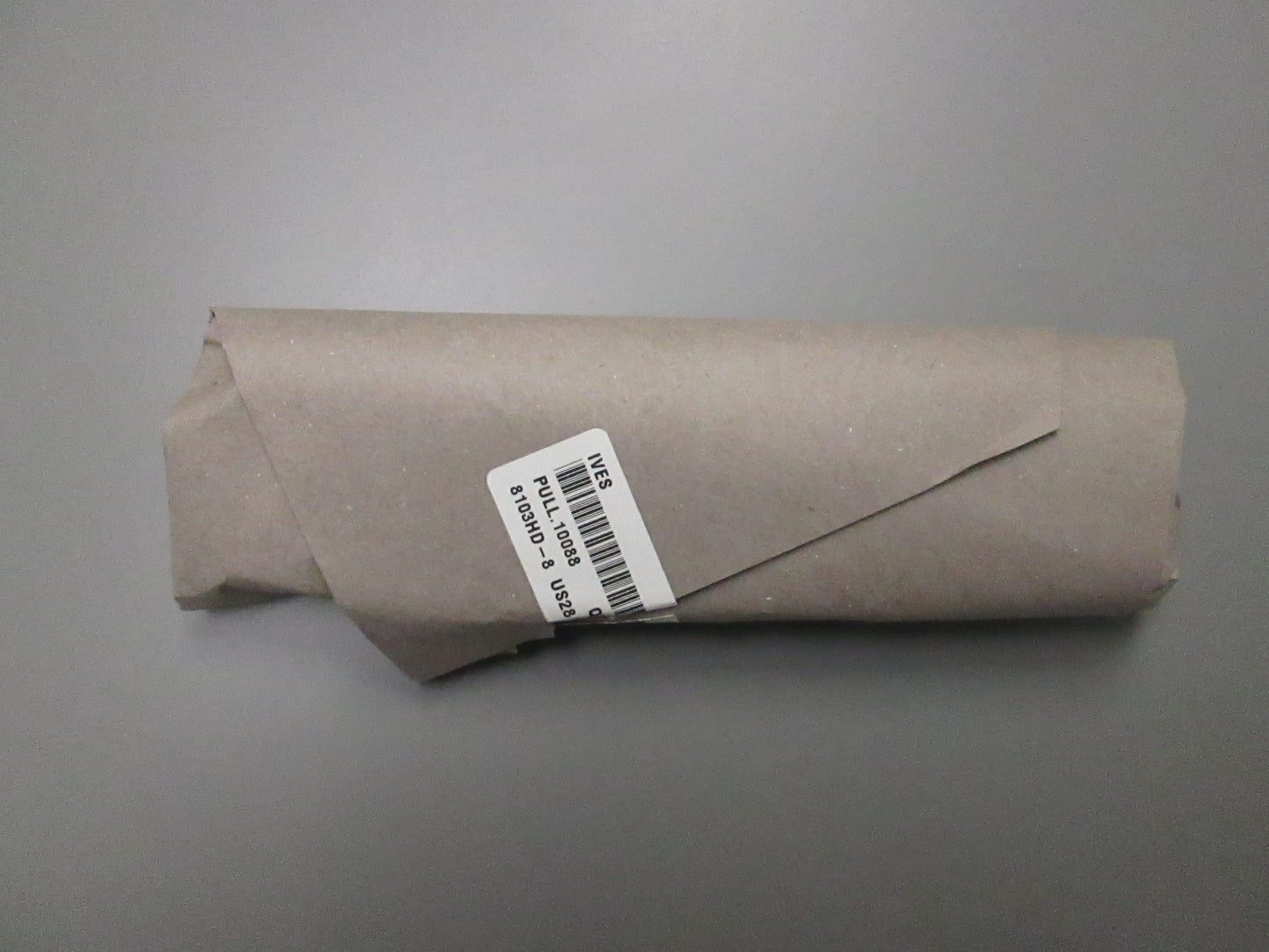 IVES 8103HD-8 8" PULL HANDLE 1" ROUND US28