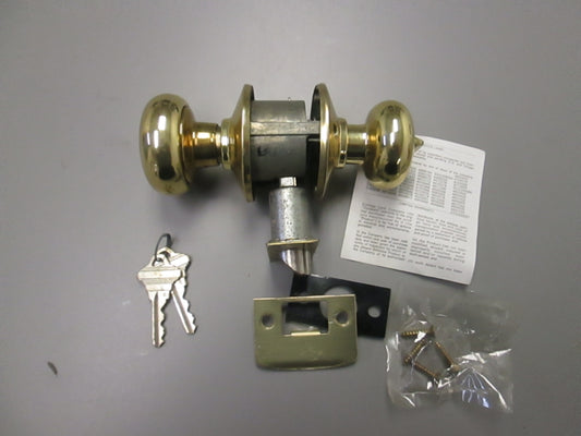 Schlage F Series Keyed Entry Set with Plymouth Style Knobs