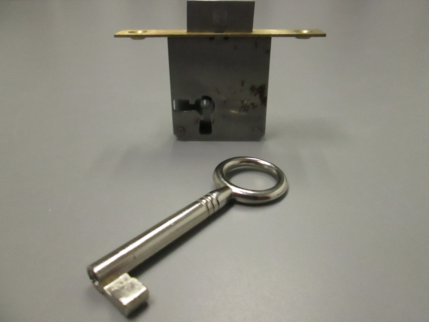 DiMark MS 1720/25 Full Mortise Drawer Lock RH