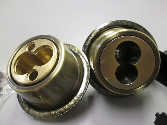 Schlage BC162J Double Cylinder Deadbolt for Schlage Removable Core Antique Brass