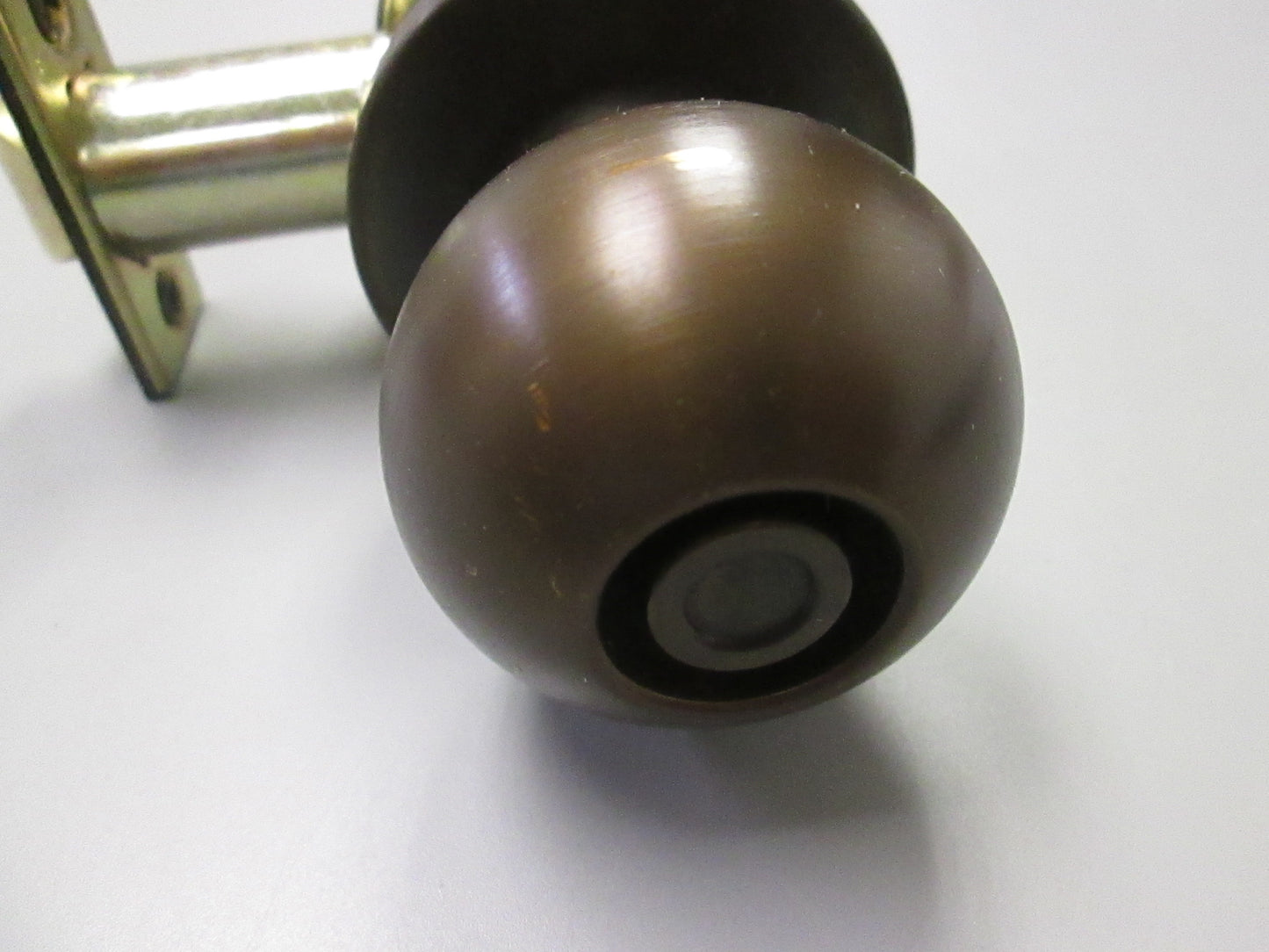 Schlage D40S Privacy Set with Orbit (BALL) Style knobs Dark Bronze