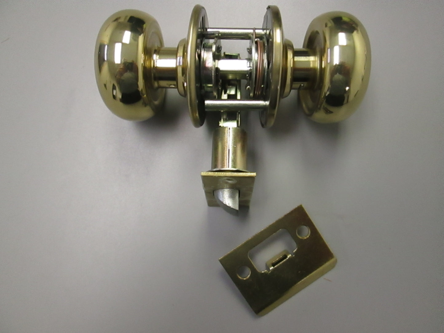 Arrow C02 Privacy Set with Tudor Style Knobs Polished Brass