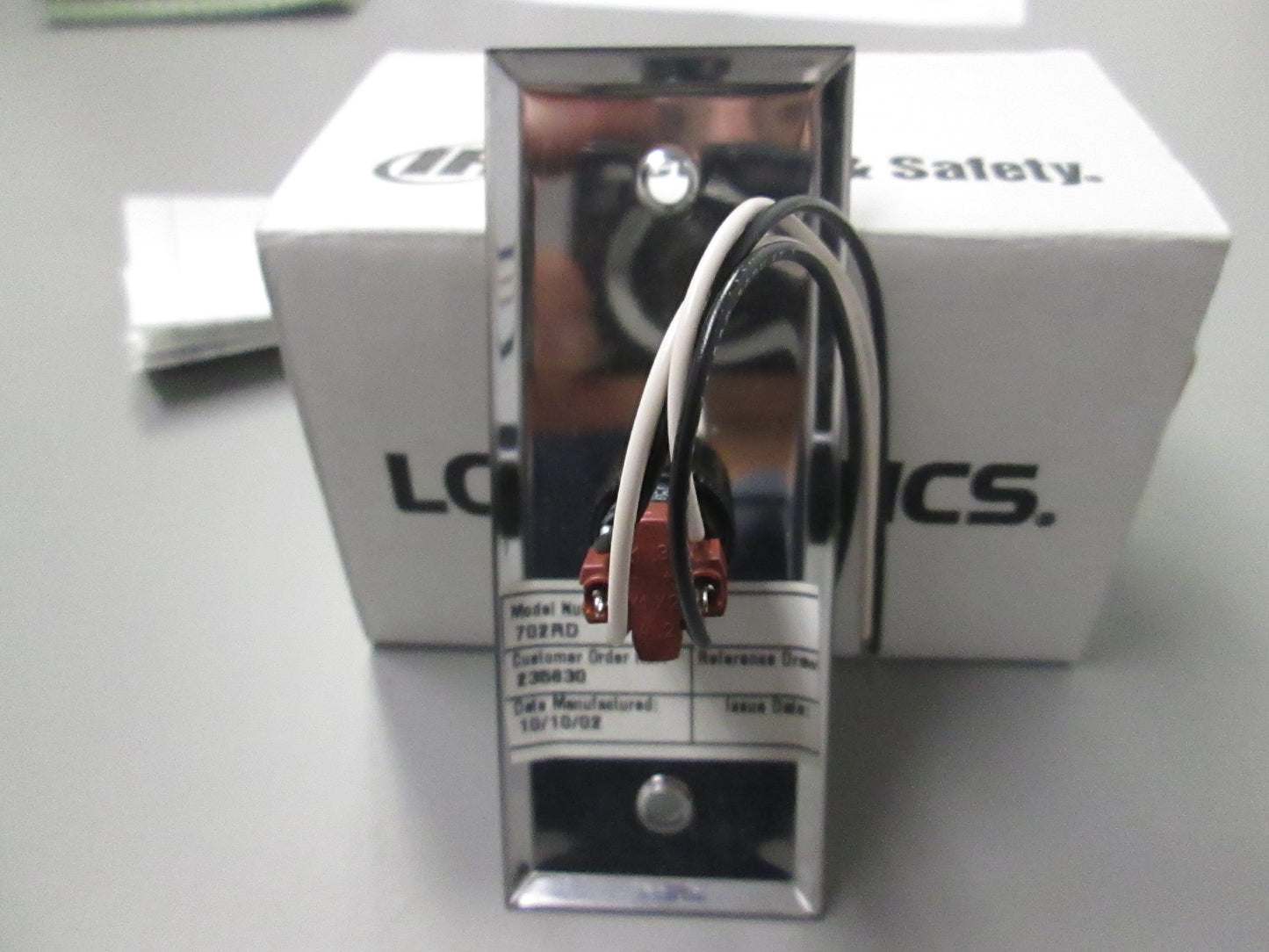 Locknetics 702 RD Entry Level Push Button to  Egress Electronically Locked Doors Narrow Plate