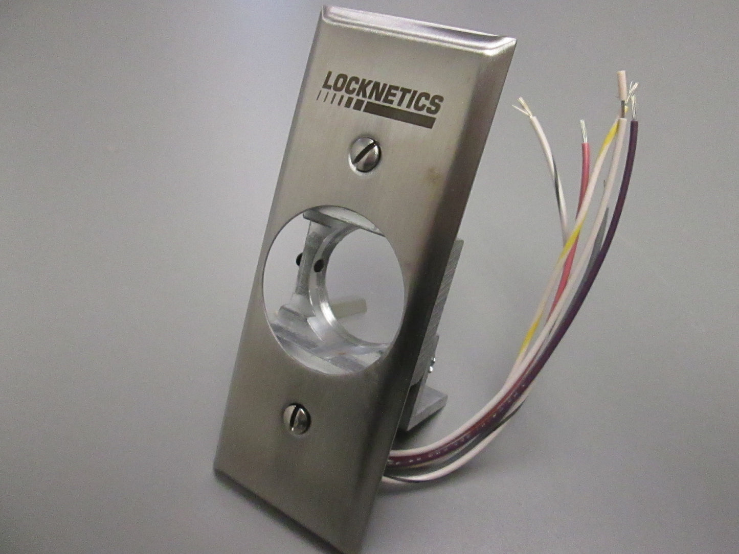 Locknetics 754-15 Entry Level Key Switch  Narrow Faceplate DPDT